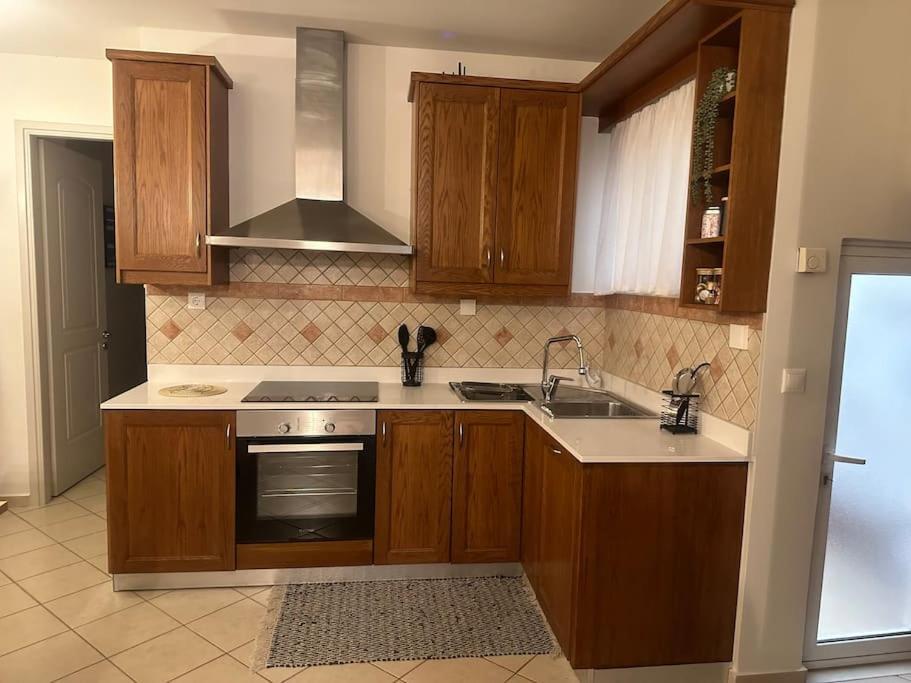 Seamplicity Cozy Apartment Candia Esterno foto